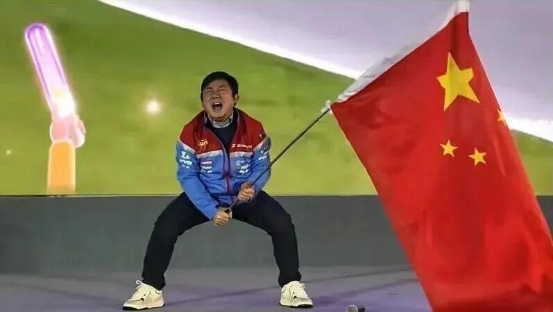 湖南人张雪,登顶世界,燃爆全国